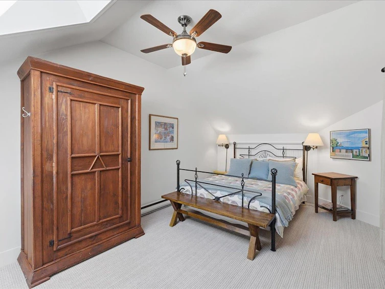 3253 W 24th Avenue, Vancouver, BC, V6L 1R8 - 32