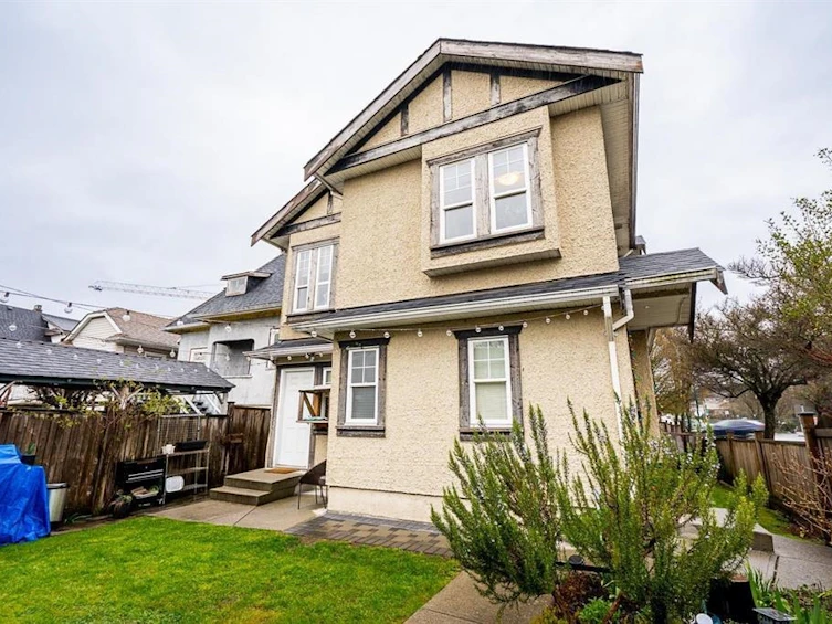 2849 Lakewood Drive, Vancouver, BC, V5N 5P8 - 21