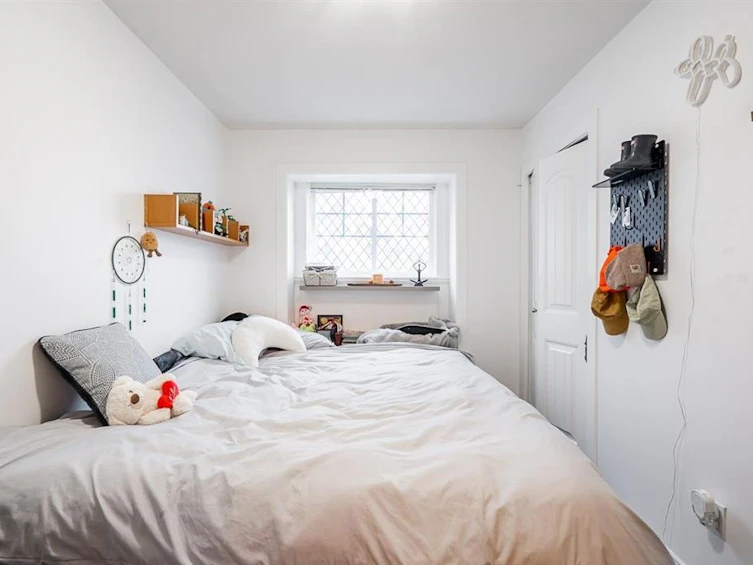 2849 Lakewood Drive, Vancouver, BC, V5N 5P8 - 9