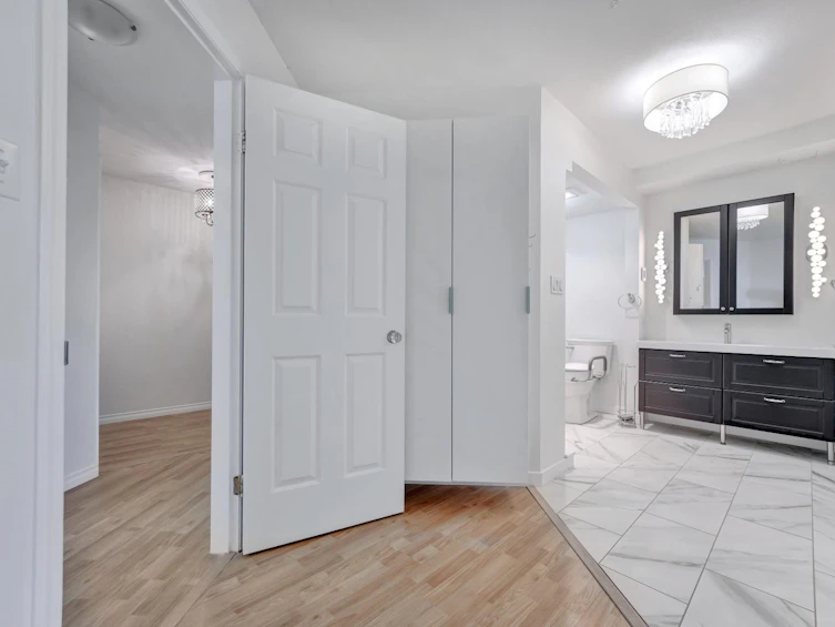 103-22241 Selkirk Avenue, Maple Ridge, BC, V2X 2X4 - 11