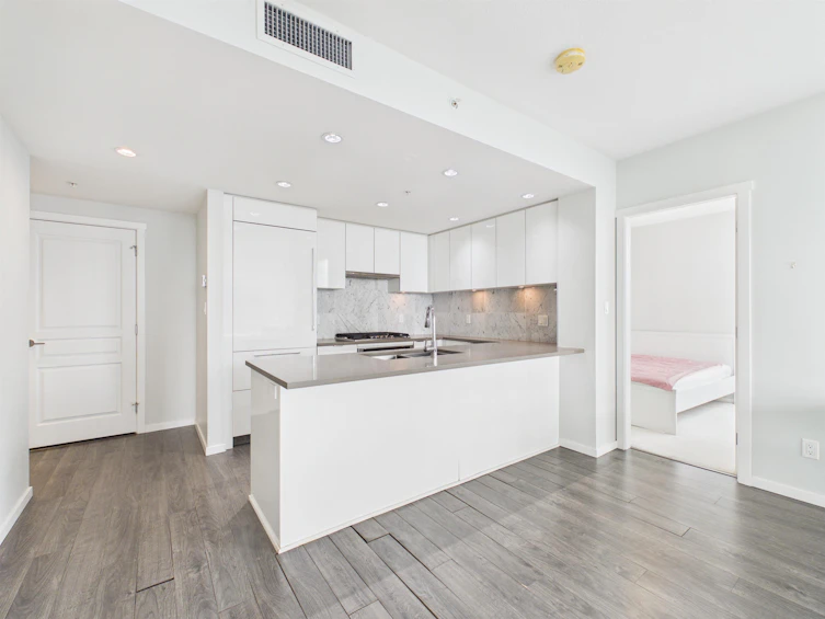 3603-5883 Barker Avenue, Burnaby, BC, V5H 0G4