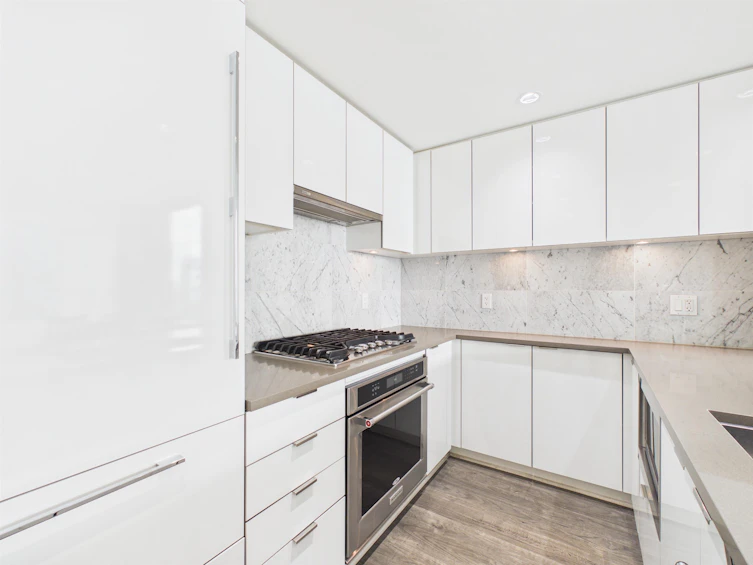 3603-5883 Barker Avenue, Burnaby, BC, V5H 0G4 - 9