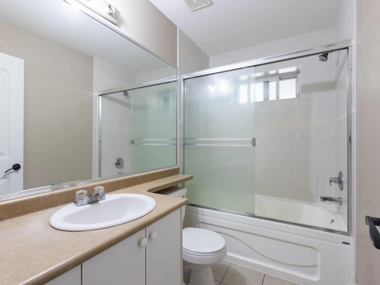 9766 160a Street, Surrey, BC, V4N 5M1 - 32