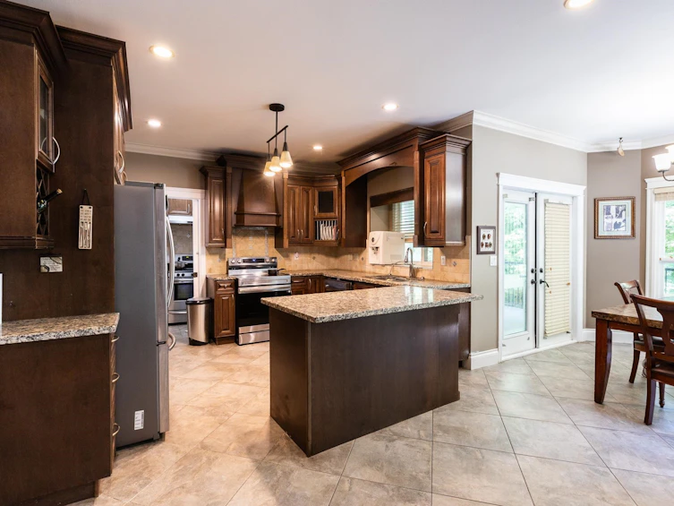 9766 160a Street, Surrey, BC, V4N 5M1 - 11