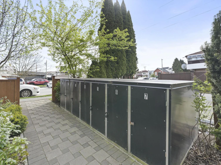 2296 E 33rd Avenue, Vancouver, BC, V5N 3G1 - 30