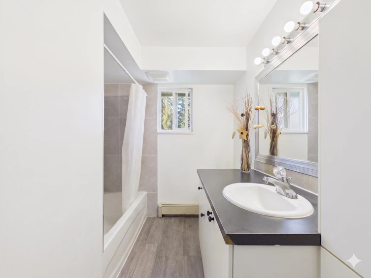 1150 Howse Place, Coquitlam, BC, V3K 5V7 - 8