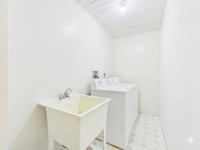 1150 Howse Place - 2