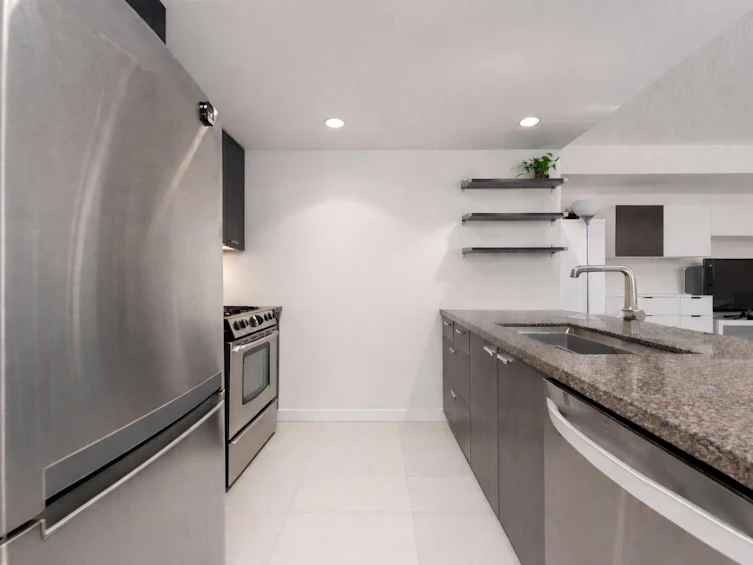 103-2232 Douglas Road, Burnaby, BC, V5C 0G9 - 4