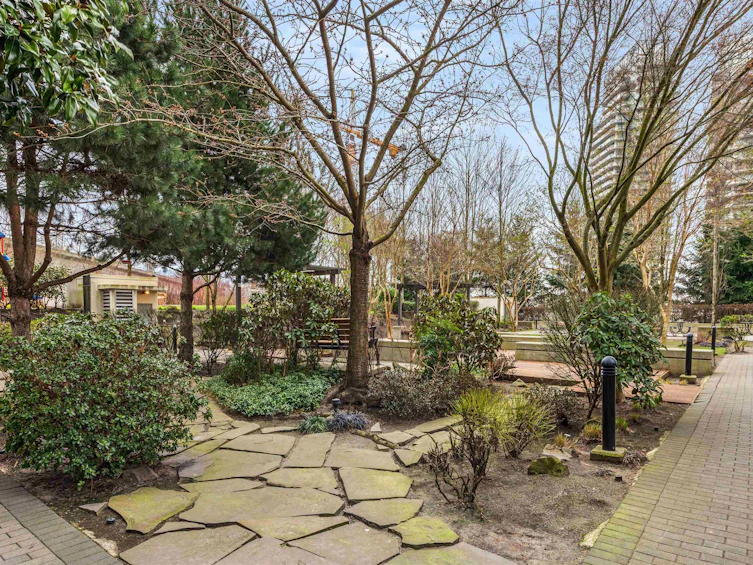103-2232 Douglas Road, Burnaby, BC, V5C 0G9 - 13