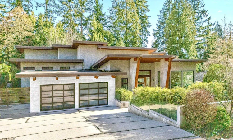 388 Hidhurst Place