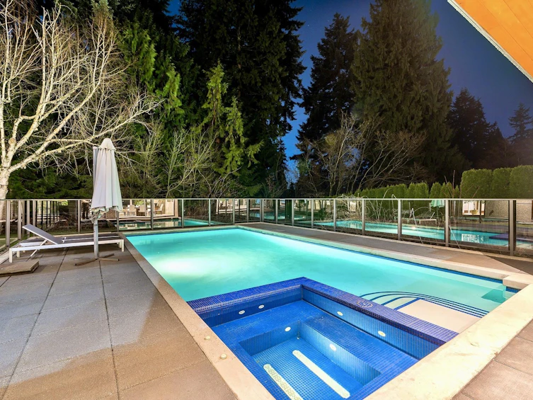388 Hidhurst Place, West Vancouver, BC, V7S 1K1 - 28