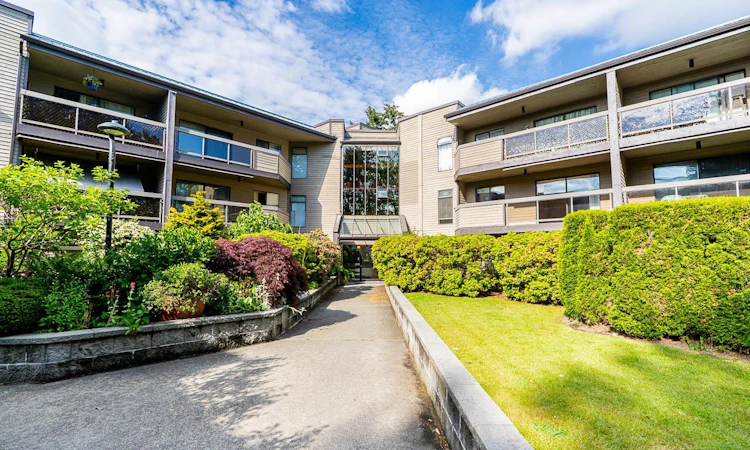 102-6105 Kingsway