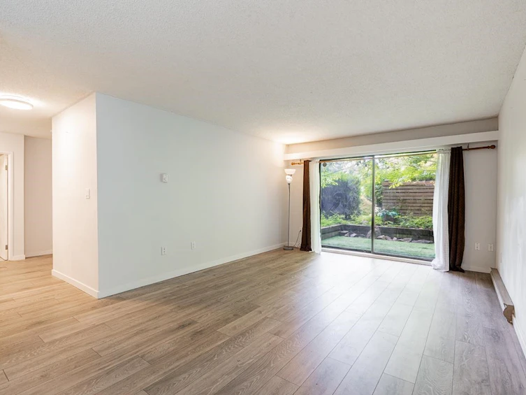 102-6105 Kingsway, Burnaby, BC, V5J 5C7 - 10