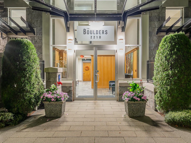 PH1-2210 Chippendale Road, West Vancouver, BC, V7S 3J4 - 30