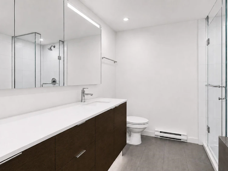 508-1677 Lloyd Avenue, North Vancouver, BC, V7P 0B1 - 10