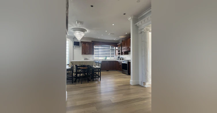 7838 Jasper Crescent, Vancouver, BC, V5P 3S9 - 9
