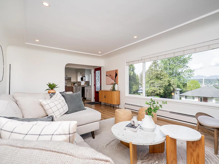 914 Ladner Street, New Westminster, BC, V3L 4W4