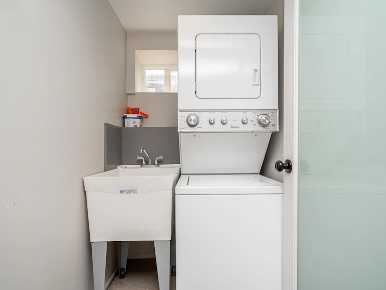 914 Ladner Street, New Westminster, BC, V3L 4W4 - 29
