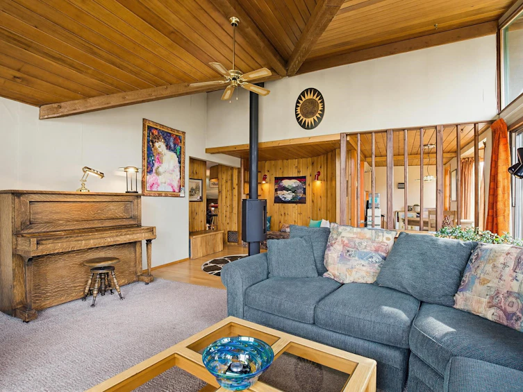 8899 Taylor Street, Mission, BC, V2V 7G3 - 7