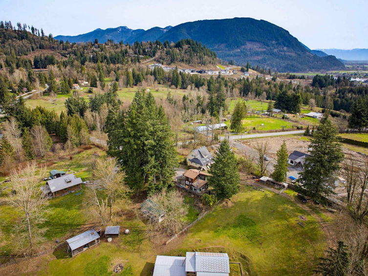 8899 Taylor Street, Mission, BC, V2V 7G3 - 34