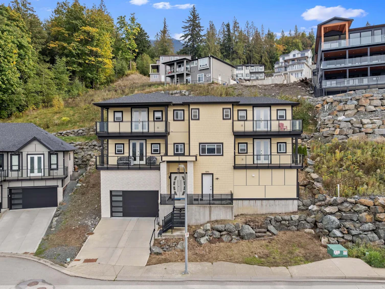 8204 Harvest Place, Chilliwack, BC, V4Z 0E4