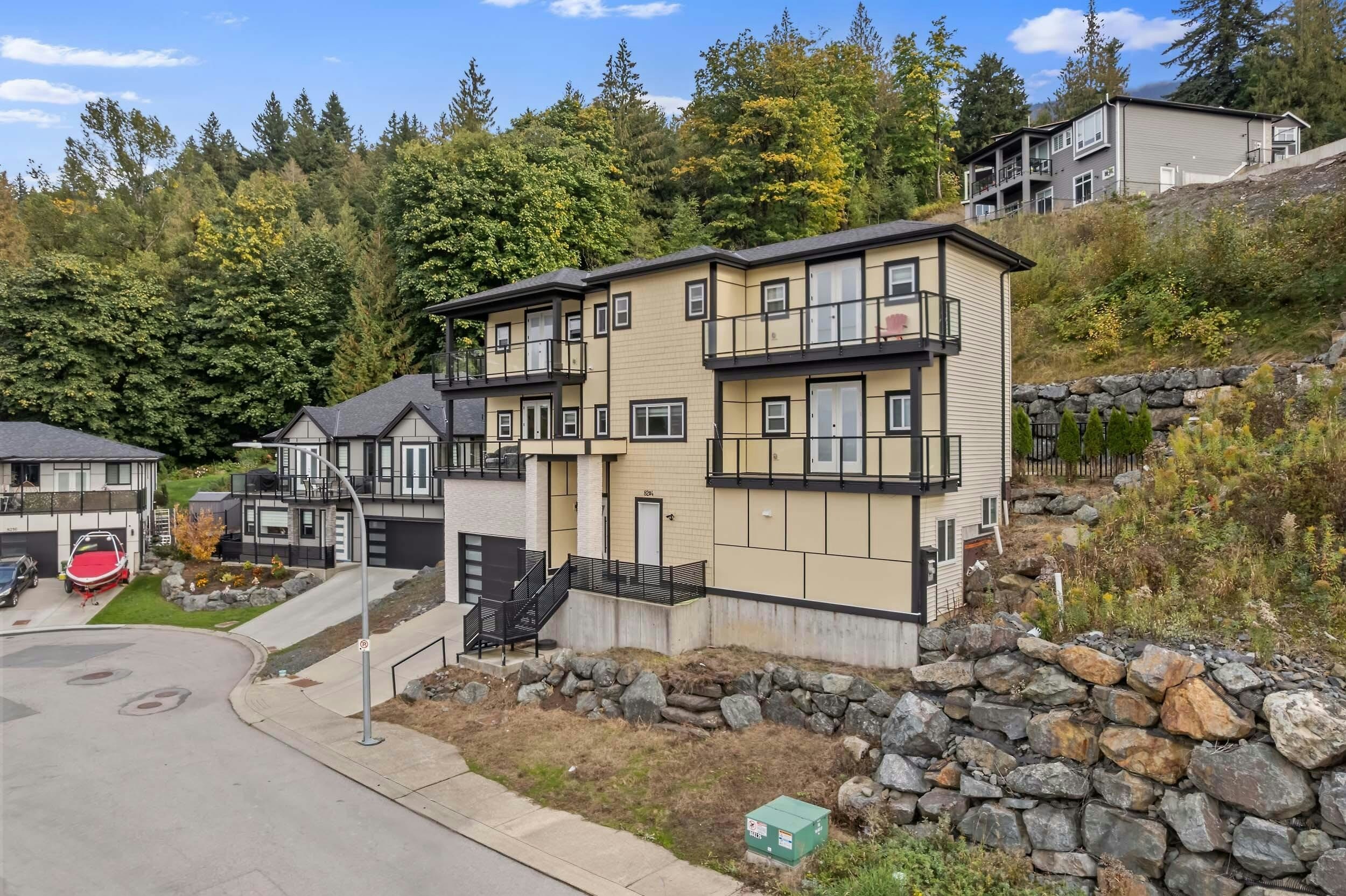 8204 Harvest Place, Chilliwack, BC, V4Z 0E4 - 3