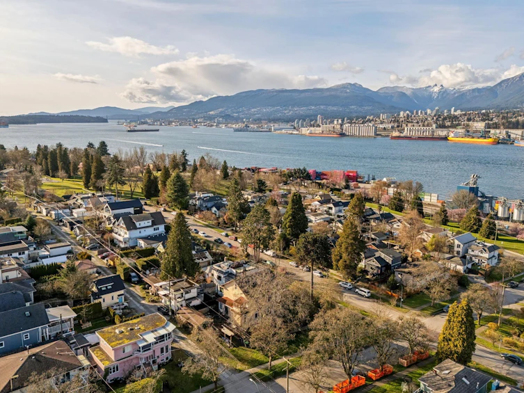 2798 Yale Street, Vancouver, BC, V5K 1C3 - 14