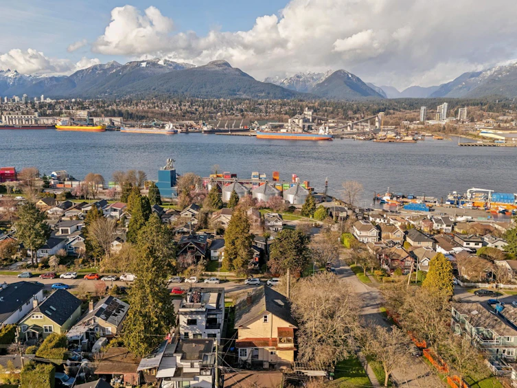2798 Yale Street, Vancouver, BC, V5K 1C3 - 15