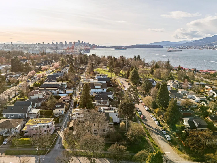 2798 Yale Street, Vancouver, BC, V5K 1C3 - 13