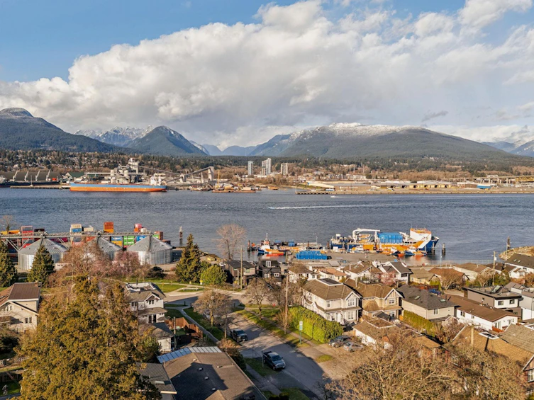 2798 Yale Street, Vancouver, BC, V5K 1C3 - 7