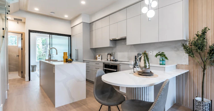 1512 W 61st Avenue, Vancouver, BC, V6P 0L5 - 4