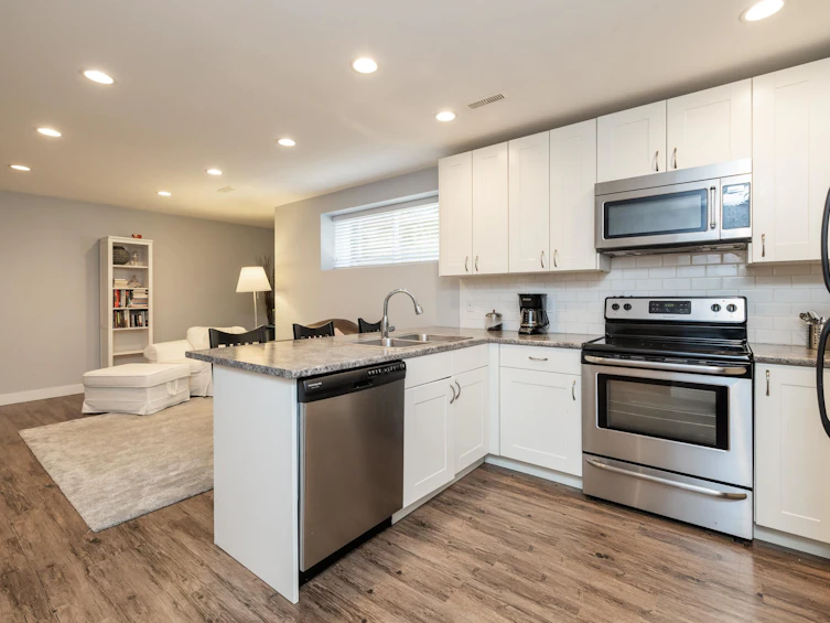 27818 Junction Avenue, Abbotsford, BC, V4X 2S2 - 28