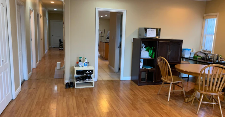 Master Room 1-11371 Cambie Road, Richmond, BC, V6X 1L3 - 9