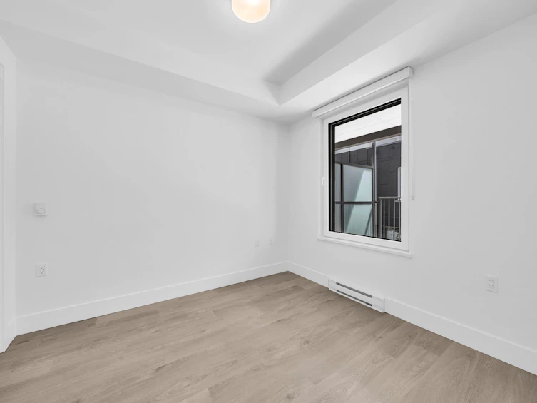2218 E 1st Avenue, Vancouver, BC, V5N 1B6 - 24