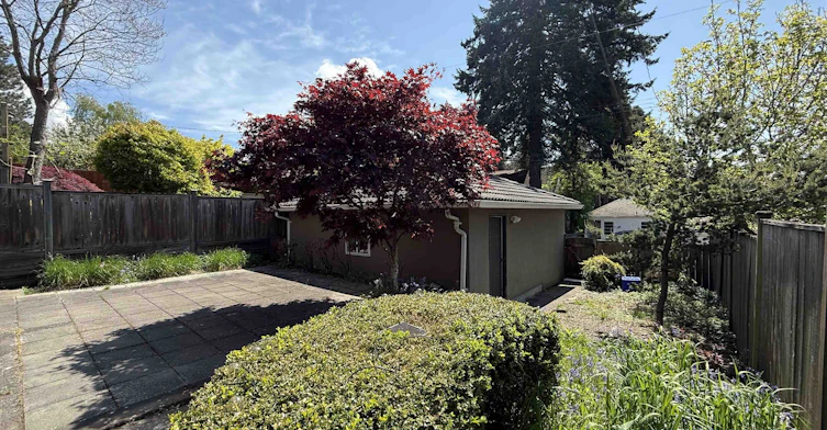 1 Bed Suite-3900 W 24th Avenue, Vancouver, BC, V6S 1M2