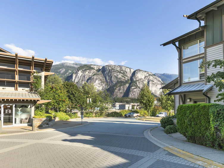 319-1211 Village Green Way, Squamish, BC, V8B 0R7 - 31
