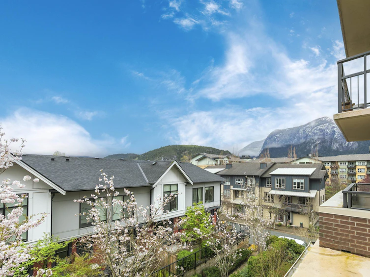 319-1211 Village Green Way, Squamish, BC, V8B 0R7 - 15