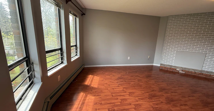 2 Bed Suite-2323 E 41st Avenue, Vancouver, BC, V5R 2W2 - 3