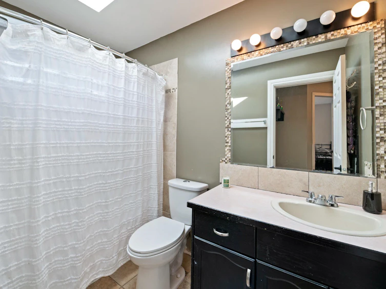 35408 Lethbridge Drive, Abbotsford, BC, V3G 1J7 - 31
