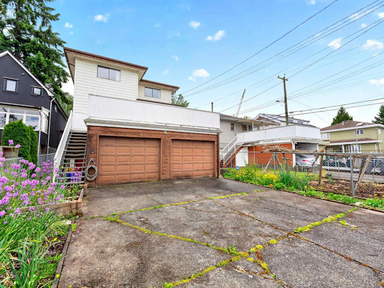 2031 E 23rd Avenue, Vancouver, BC, V5N 2T9 - 34