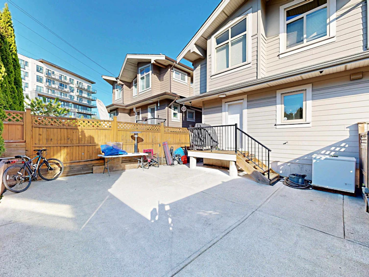 7377 Stride Avenue, Burnaby, BC, V3N 1V3 - 34