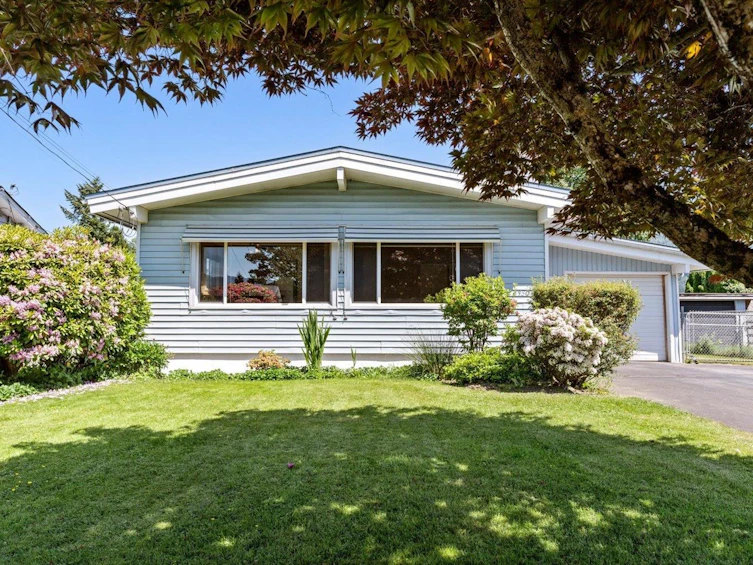 4350 Cypress Street, Chilliwack, BC, V2R 5E7