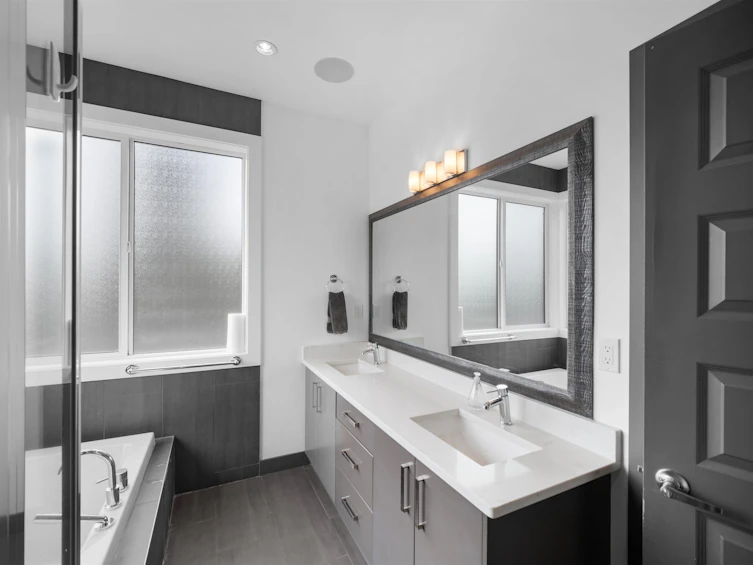 7493 Gatineau Place, Vancouver, BC, V5S 2S3 - 22
