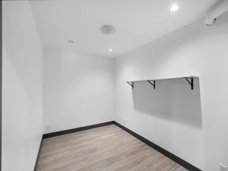 7493 Gatineau Place, Vancouver, BC, V5S 2S3 - 28