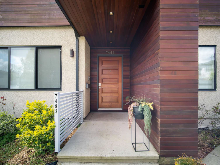 7493 Gatineau Place, Vancouver, BC, V5S 2S3 - 2