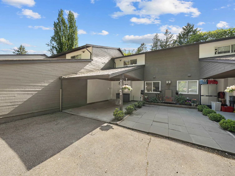 7-20943 Camwood Avenue, Maple Ridge, BC, V2X 2N9 - 2