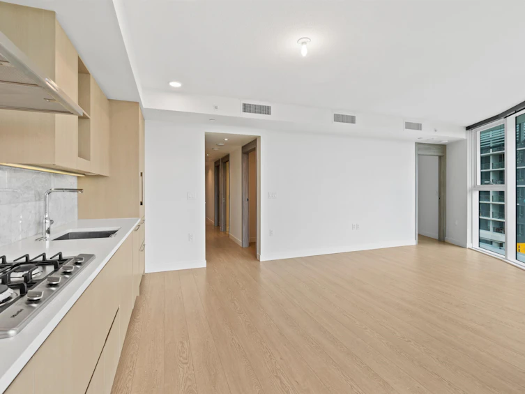 684-87 Nelson Street, Vancouver, BC, V6Z 0E8 - 8
