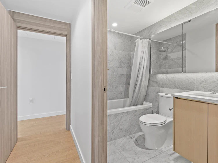 684-87 Nelson Street, Vancouver, BC, V6Z 0E8 - 12