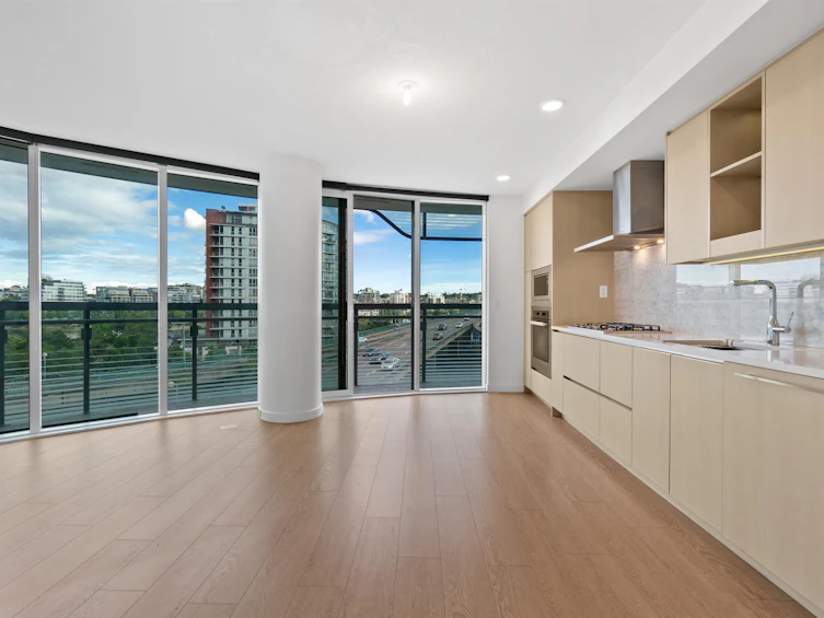 684-87 Nelson Street, Vancouver, BC, V6Z 0E8 - 16