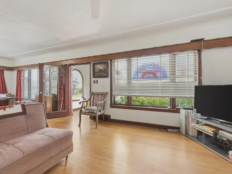 433 E 48th Avenue, Vancouver, BC, V5W 2E4 - 11